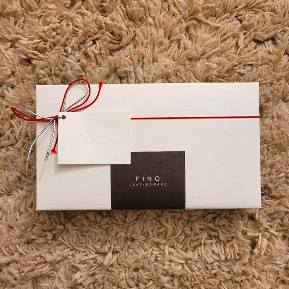 SOLD - Picture 1 of 6